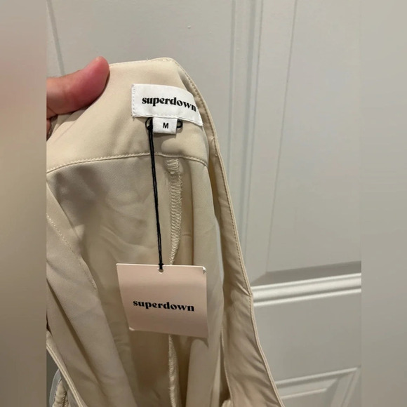 Superdown Benny Cut Out Pants in Beige sz M - Picture 6 of 6